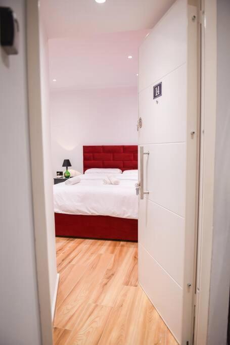 City Center 14 - Tirana Way Apartments ภายนอก รูปภาพ